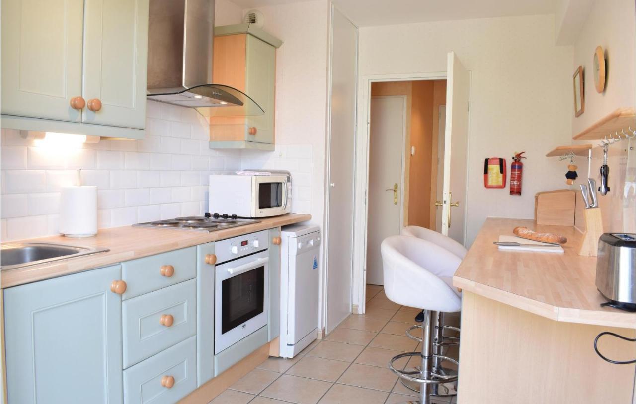 4 Bedroom Cozy Home In Port-En-Bessin-Huppain Zewnętrze zdjęcie