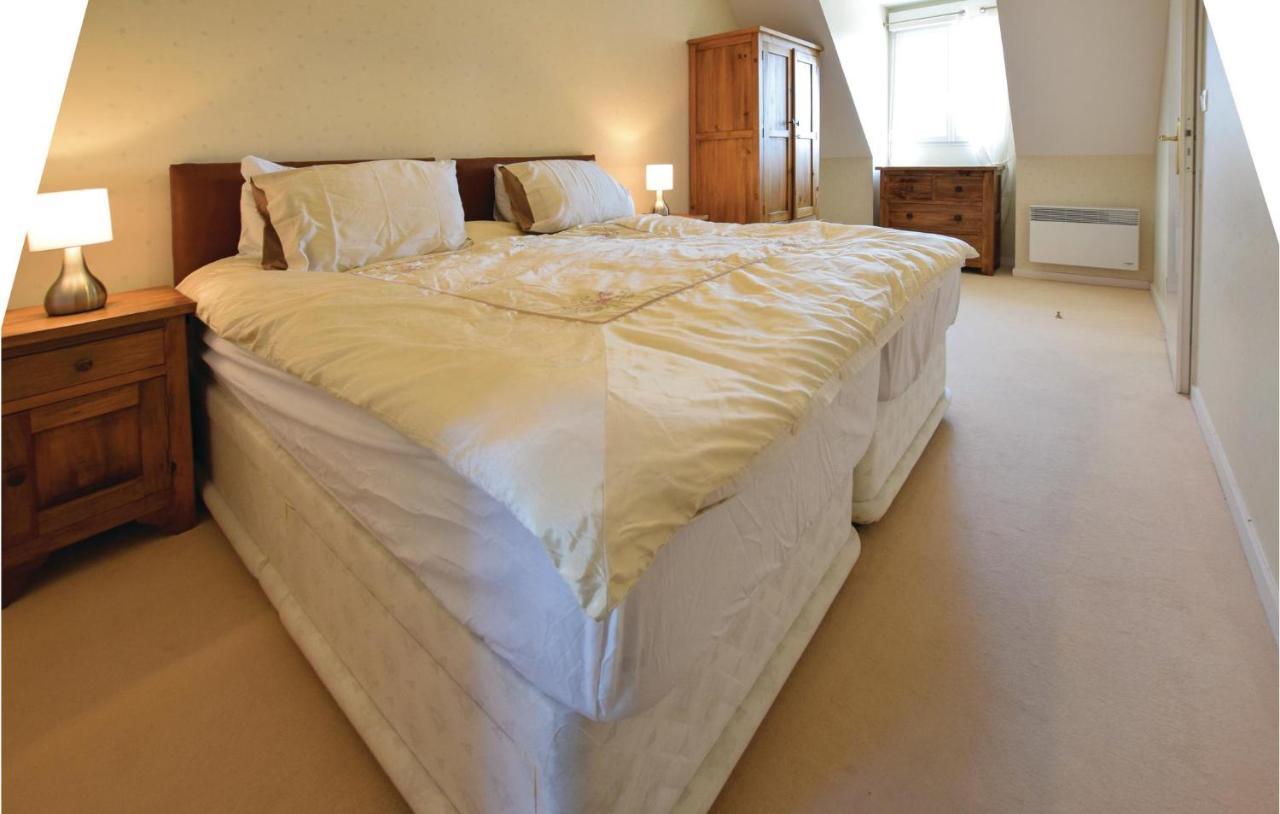 4 Bedroom Cozy Home In Port-En-Bessin-Huppain Zewnętrze zdjęcie